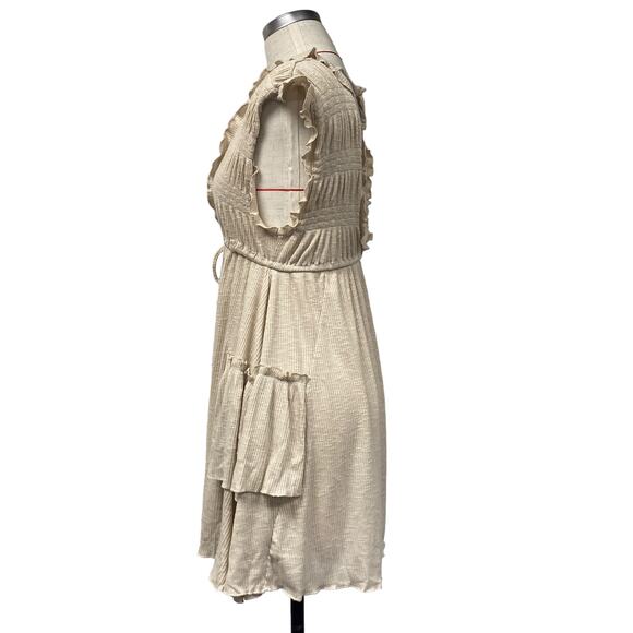 Pull & Bear Womens Size M Deep V Ribbed Ruffle Trim Top - Picture 2 of 5